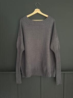 &merci Gray Boatneck Ribbed Tight Banded Sleeve Sweater Size Medium